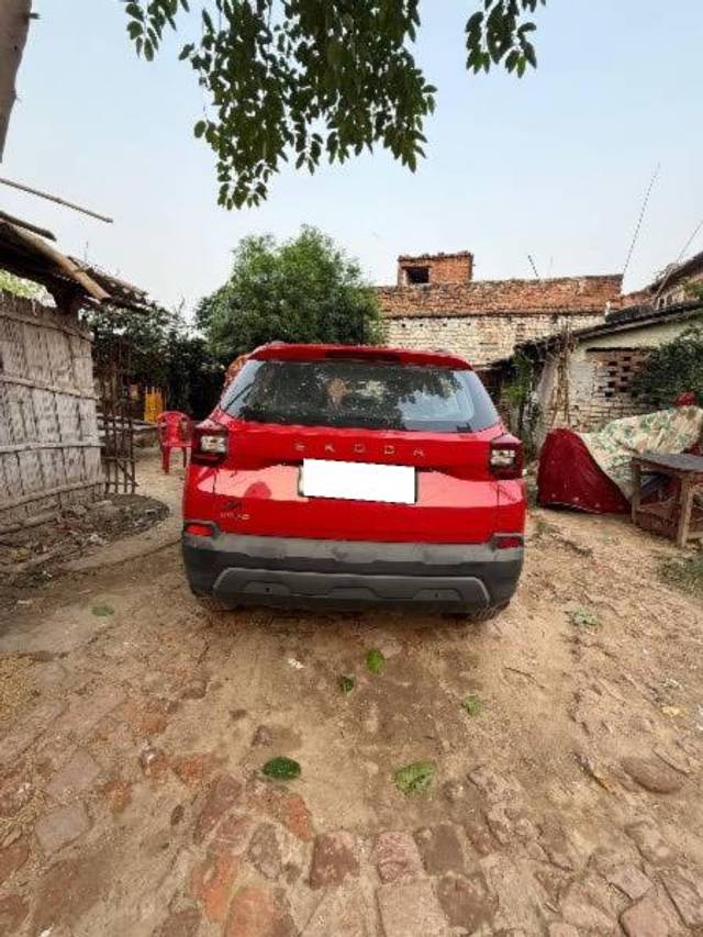 https://images10.gaadi.com/usedcar_image/4549980/original/processed_a4e32de3-91f7-4ce0-9252-412cbb18de3a.jpeg?imwidth=6401