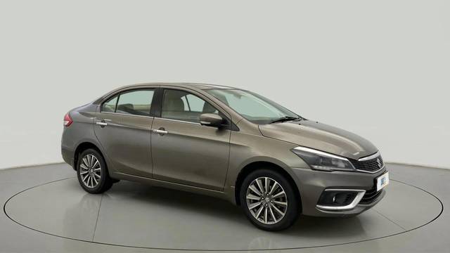 https://images10.gaadi.com/usedcar_image/4549995/original/e934840f94bdce86b4301573068d18c6.jpg?imwidth=6400