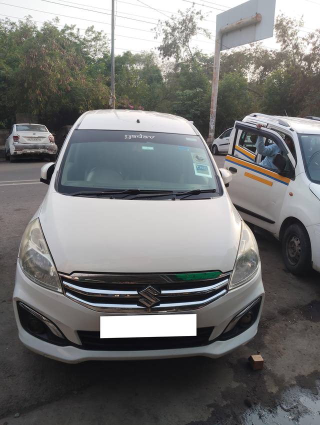 https://images10.gaadi.com/usedcar_image/4550064/original/processed_381a0f42599a58aa11b5de365a1223d0.jpg?imwidth=6400