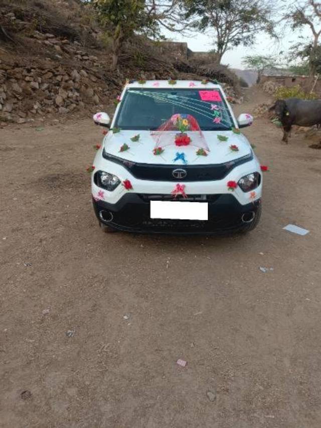 https://images10.gaadi.com/usedcar_image/4550070/original/processed_5cd09be7-139c-4857-b78b-d2073343fcf4.jpg?imwidth=6401