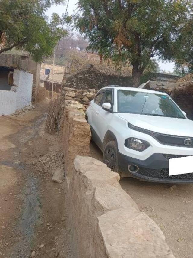 https://images10.gaadi.com/usedcar_image/4550070/original/processed_92adc718-2686-4129-8eca-b6ddcc00f686.jpg?imwidth=6400