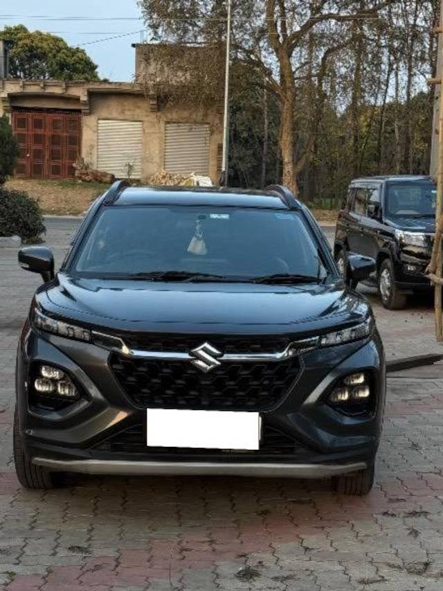 https://images10.gaadi.com/usedcar_image/4550092/original/processed_1cbb306c-f0db-4413-8c00-511717550ea3.jpeg?imwidth=6402