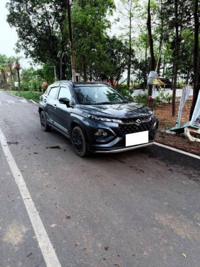 https://images10.gaadi.com/usedcar_image/4550092/original/processed_8a7aa58b-198f-4d21-be70-34ba2f3f5d5d.jpeg?imwidth=6400
