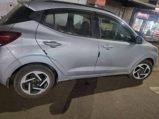 https://images10.gaadi.com/usedcar_image/4550138/original/processed_6f98cecb-879f-4bb8-8616-513fb83b8869.jpg?imwidth=6401