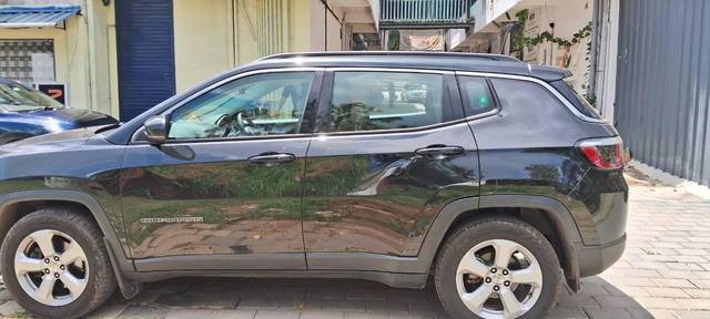 https://images10.gaadi.com/usedcar_image/4550238/original/processed_fc96277a-3bc5-40a9-be1d-1ecbe0bfad13.jpg?imwidth=6400