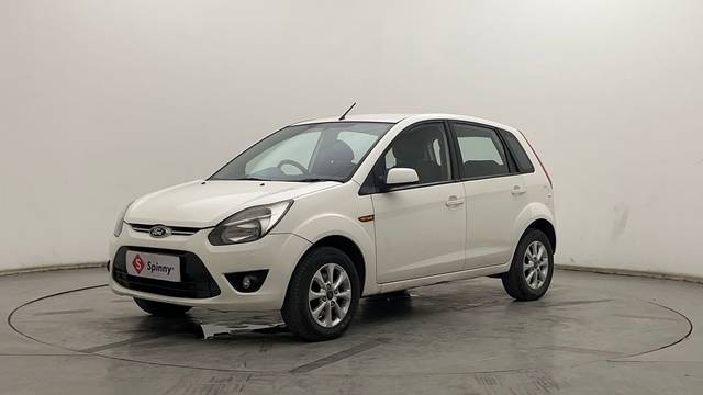 https://images10.gaadi.com/usedcar_image/4550245/original/91bb88182430bd4792d92b10a6d2cd2e.JPG?imwidth=6400