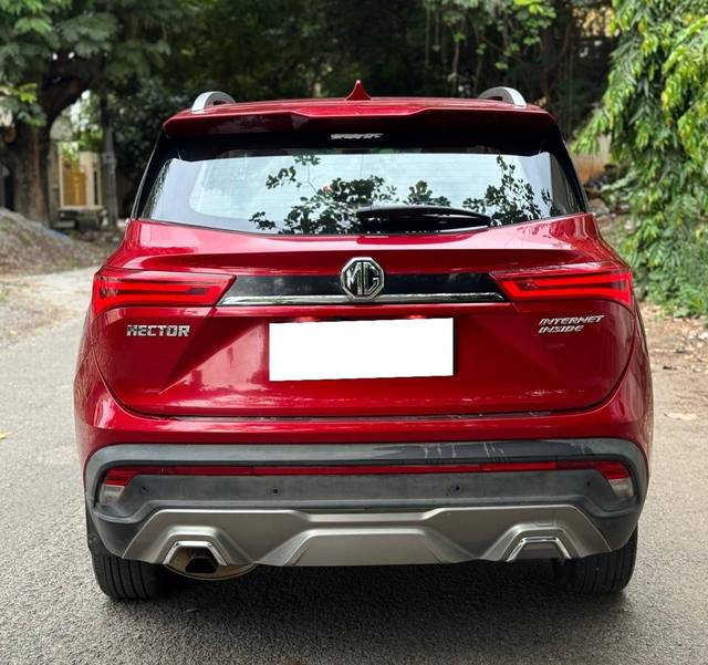 https://images10.gaadi.com/usedcar_image/4550246/original/processed_d87403650c8780b1daf6109b9d07ccc5.jpg?imwidth=6401