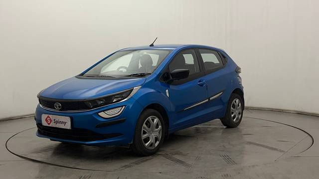 https://images10.gaadi.com/usedcar_image/4550260/original/a016a487fb068c9891214dd249890a12.JPG?imwidth=6400