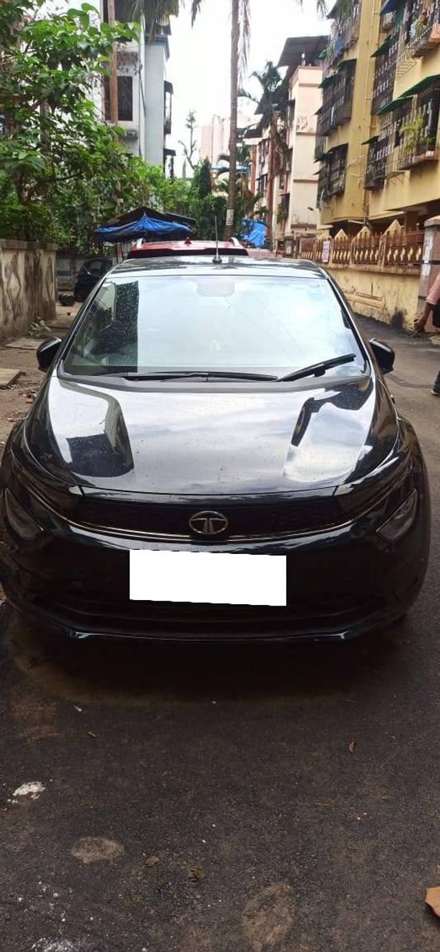https://images10.gaadi.com/usedcar_image/4550350/original/processed_4303759b-1c9b-4203-9a10-ff969ad47c92.jpg?imwidth=6400