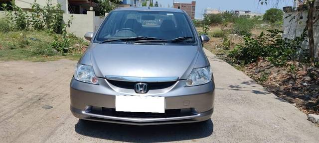 https://images10.gaadi.com/usedcar_image/4550355/original/processed_294b844a-15fd-4403-8534-c5d50f44d7ba.jpg?imwidth=6400