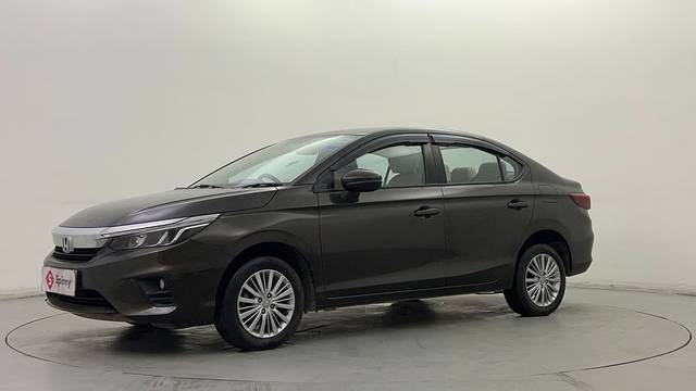 https://images10.gaadi.com/usedcar_image/4550399/original/e559eff3e105169c8cd5f33092ab176a.JPG?imwidth=6400