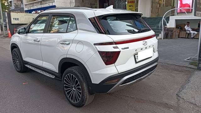https://images10.gaadi.com/usedcar_image/4550401/original/processed_c56f2b48d3dbc72a69cfbbf5d63fbda0.jpg?imwidth=6400