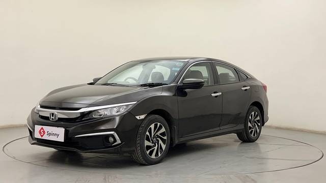 https://images10.gaadi.com/usedcar_image/4550448/original/0ff1906872516e9b70fa7cdb93a7b706.JPG?imwidth=6400