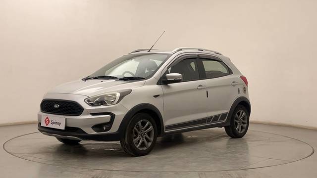 https://images10.gaadi.com/usedcar_image/4550452/original/ae16c6d983fcb156a5113e66a3059155.JPG?imwidth=6400