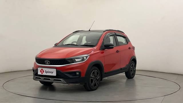 https://images10.gaadi.com/usedcar_image/4550459/original/b21b1bf68bce57fcc5631345a4b8657c.JPG?imwidth=6400