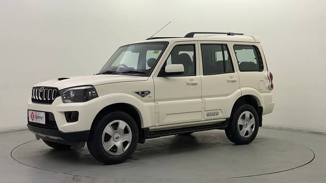 https://images10.gaadi.com/usedcar_image/4550477/original/05d4a870a35f590b5037391310d2b688.JPG?imwidth=6400
