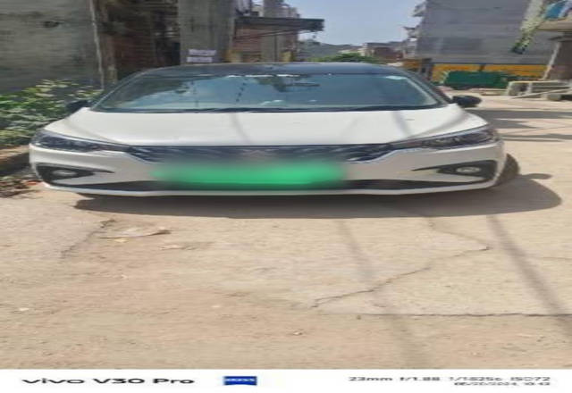 https://images10.gaadi.com/usedcar_image/4550478/original/97487fcc-7890-4f73-a3d6-0d1093c29a1f.?imwidth=6400