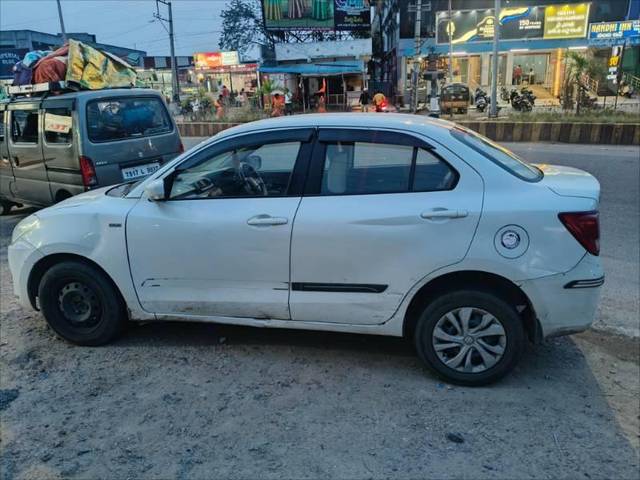 https://images10.gaadi.com/usedcar_image/4550491/original/processed_85dc58f4-1871-4f7b-9ede-fe83c8564756.jpg?imwidth=6402