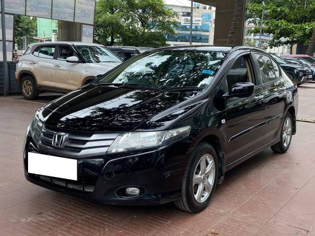 https://images10.gaadi.com/usedcar_image/4550508/original/processed_7a88167d0087d75a816073515fdaf0cb.jpg?imwidth=6401