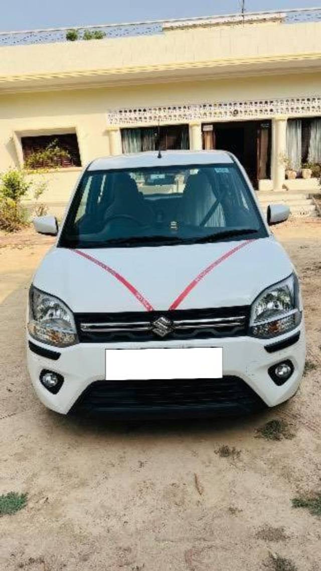 https://images10.gaadi.com/usedcar_image/4550510/original/processed_f0e7caf4-a173-46f7-a195-046e9cfa4cf2.jpeg?imwidth=6400