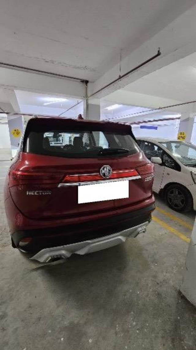 https://images10.gaadi.com/usedcar_image/4550515/original/processed_07bf16b4-664a-4dc9-8c82-b15cb6621c8b.jpeg?imwidth=6401