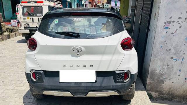 https://images10.gaadi.com/usedcar_image/4550524/original/processed_0f783c7e-833f-4e6d-b862-81dee91f729c.jpeg?imwidth=6401