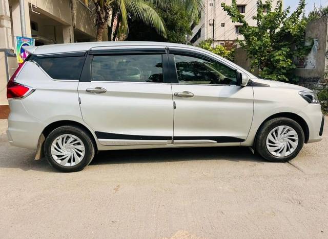 https://images10.gaadi.com/usedcar_image/4550533/original/processed_ecd84ef148dd0fbd486f399f146f3790.jpg?imwidth=6401
