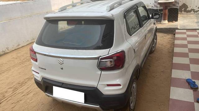 https://images10.gaadi.com/usedcar_image/4550544/original/processed_a8e6e016-53fb-45a4-aafe-bf6ad1b0e0ed.jpeg?imwidth=6402