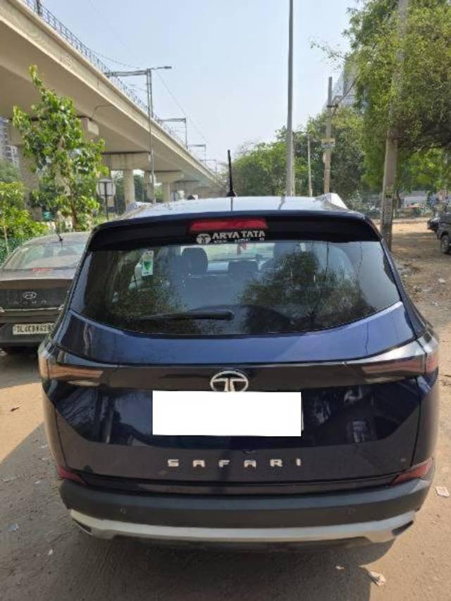 https://images10.gaadi.com/usedcar_image/4550572/original/processed_03362f93-b0c1-46f4-84e4-7c61bbf54378.jpg?imwidth=6402