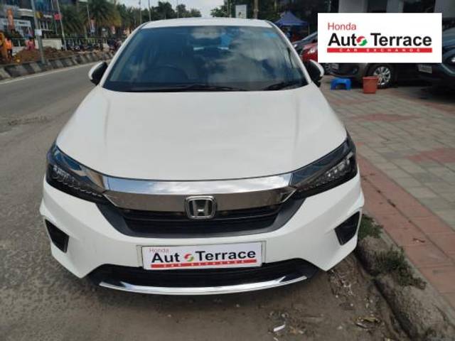 https://images10.gaadi.com/usedcar_image/4550577/original/51a7d3481a340d9dad5448a9437d4bc8.jpg?imwidth=6400
