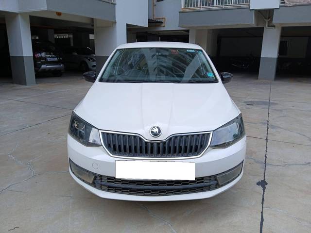 https://images10.gaadi.com/usedcar_image/4550611/original/processed_1b6915cfc2e7eb4dda7f86227a763850.jpg?imwidth=6400