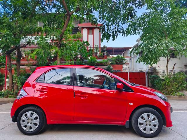 https://images10.gaadi.com/usedcar_image/4550620/original/075e0030b56820fce9a4dfa711d833b2.jpg?imwidth=6401