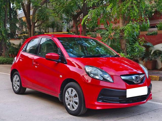 https://images10.gaadi.com/usedcar_image/4550620/original/processed_8acfec00a7b45682137c4c0d5b04ba2c.jpg?imwidth=6400