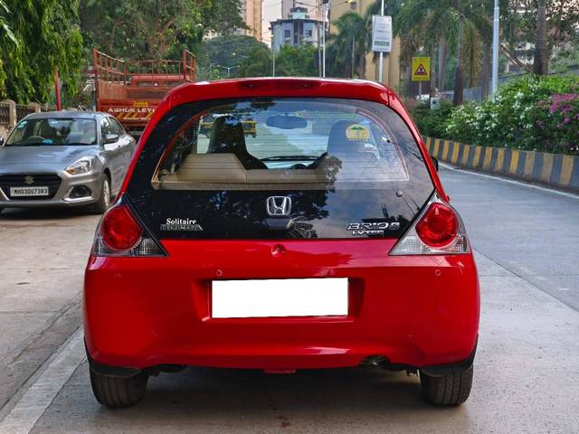 https://images10.gaadi.com/usedcar_image/4550620/original/processed_c99895943f563bd4546831a49daea7b4.jpg?imwidth=6402