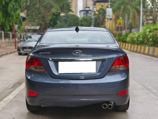 https://images10.gaadi.com/usedcar_image/4550623/original/processed_b913926b380a2374ebe2b7dd25bbe8b3.jpg?imwidth=6402