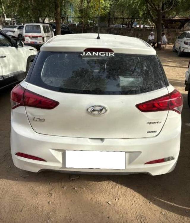 https://images10.gaadi.com/usedcar_image/4550636/original/processed_21d2a086-8f13-4a36-b2ed-c90a07bdd54b.jpeg?imwidth=6401