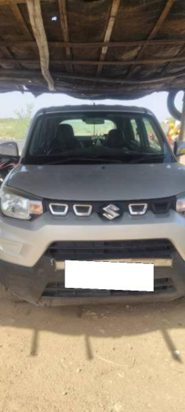 https://images10.gaadi.com/usedcar_image/4550638/original/processed_1fde8d54-7d79-448a-9274-ef973e5494fb.jpg?imwidth=6401