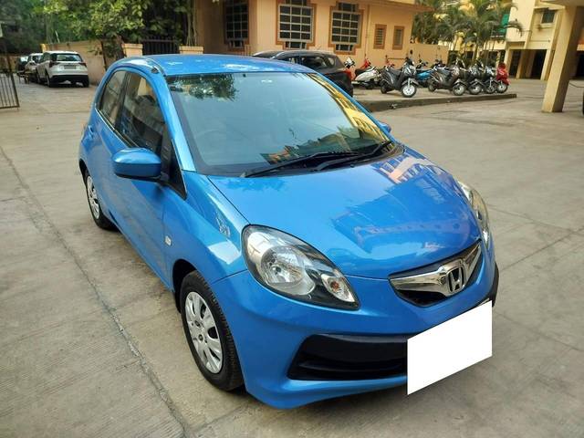 https://images10.gaadi.com/usedcar_image/4550639/original/processed_96abc0a3040fbfee4f492eb566d1d36c.jpg?imwidth=6400