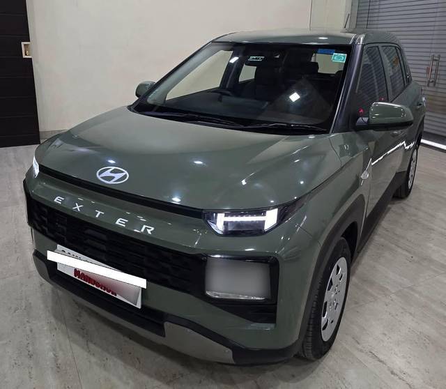 https://images10.gaadi.com/usedcar_image/4550661/original/processed_9fba95a4f57b1b66bb9634203113263c.jpg?imwidth=6400