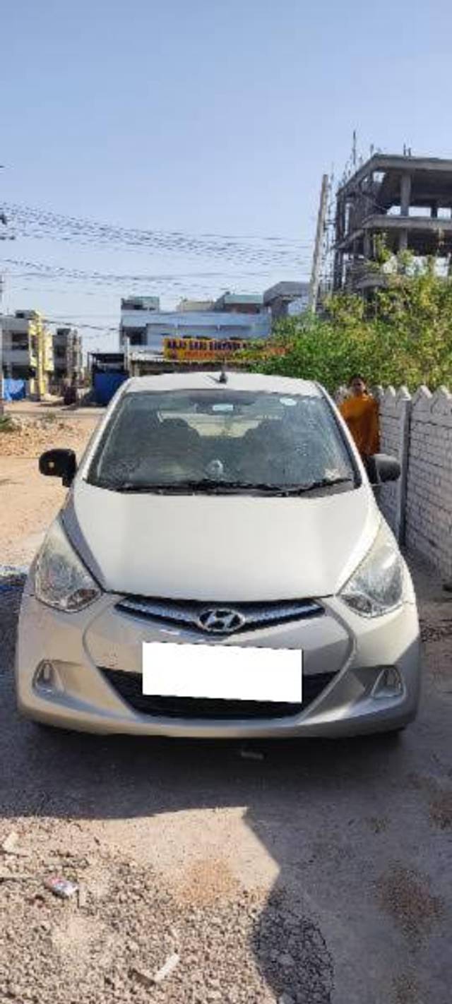 https://images10.gaadi.com/usedcar_image/4550663/original/processed_40cbee69-3983-49c4-947a-bea617cf241f.jpg?imwidth=6400