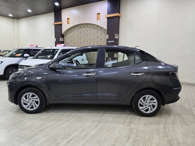 https://images10.gaadi.com/usedcar_image/4550669/original/ae943582b7996fe194922440d6e2e8a4.jpg?imwidth=6402
