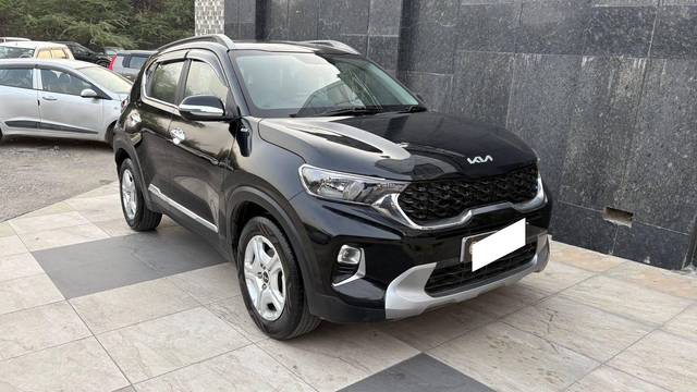 https://images10.gaadi.com/usedcar_image/4550681/original/processed_f28b1d298fb3013099535848ba0d337f.jpg?imwidth=6400