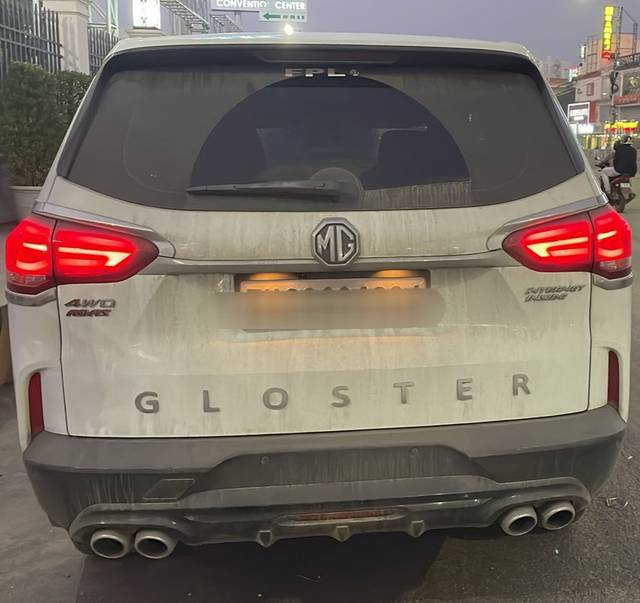 https://images10.gaadi.com/usedcar_image/4550692/original/77d1707f013ef8539507d5eccc09b06a.jpg?imwidth=6401