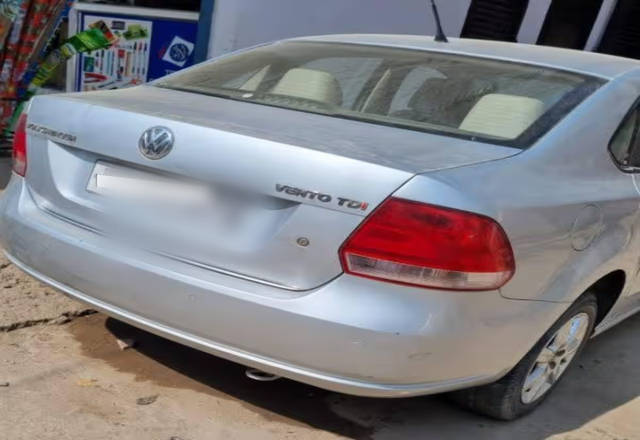 https://images10.gaadi.com/usedcar_image/4550697/original/3800adbc-e3e7-40ca-8bc3-3ac6c480a5cd.?imwidth=6402