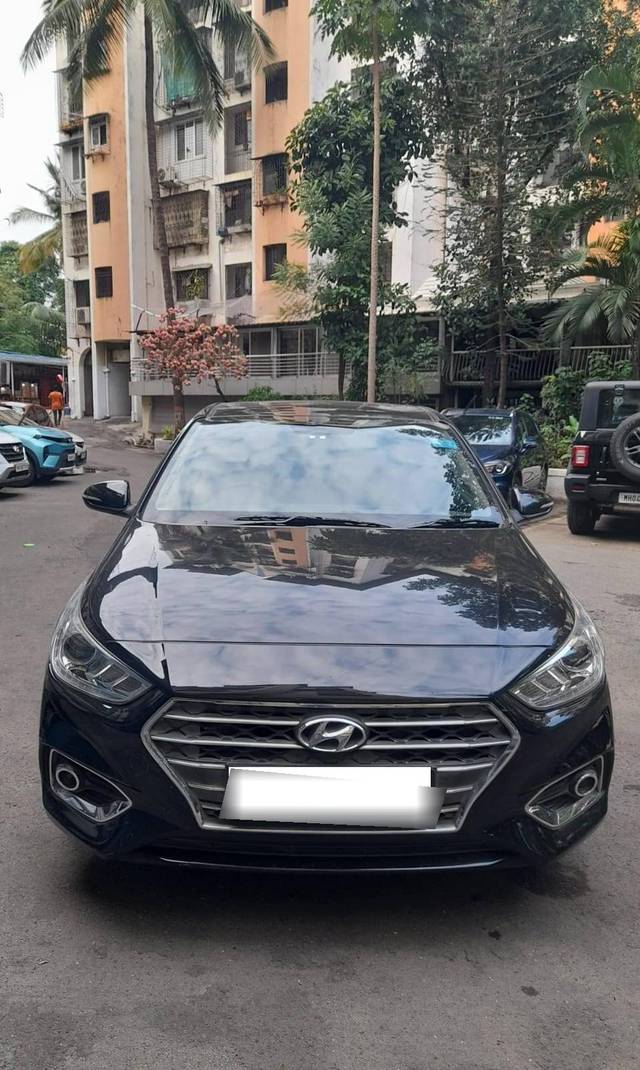 https://images10.gaadi.com/usedcar_image/4550702/original/processed_9c5f3a0d7bfe3100a6aa5941c2098bcd.jpeg?imwidth=6400