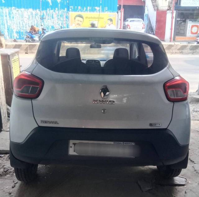 https://images10.gaadi.com/usedcar_image/4550715/original/processed_c525fd1c69464db2ffe4d57f28a39964.jpg?imwidth=6401