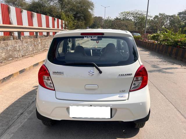 https://images10.gaadi.com/usedcar_image/4550815/original/processed_d764626aa4892326531679fea74f2f8a.jpg?imwidth=6402