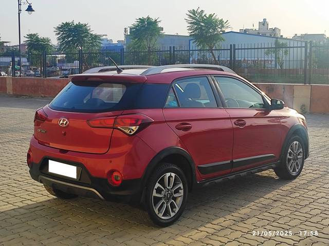 https://images10.gaadi.com/usedcar_image/4550819/original/processed_083c0ded92a337fd46f6f7f630b6ce39.jpeg?imwidth=6402