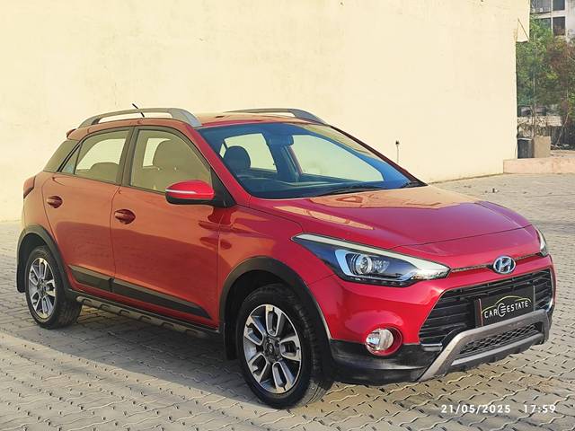 https://images10.gaadi.com/usedcar_image/4550819/original/processed_bd7b7c2389d20af758eda3a9302152f5.jpeg?imwidth=6400