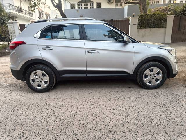 https://images10.gaadi.com/usedcar_image/4550820/original/17142bc8d93b4a1a8ef6d44c455cb6d9.jpeg?imwidth=6401